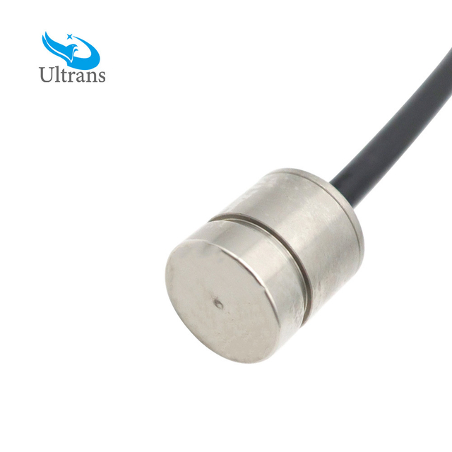 1 ميجا هرتز سبائك التيتانيوم تحت الماء محول بالموجات فوق الصوتية الصوتية لمقياس الجريان بالموجات فوق الصوتية تحت الماء Rangefinder